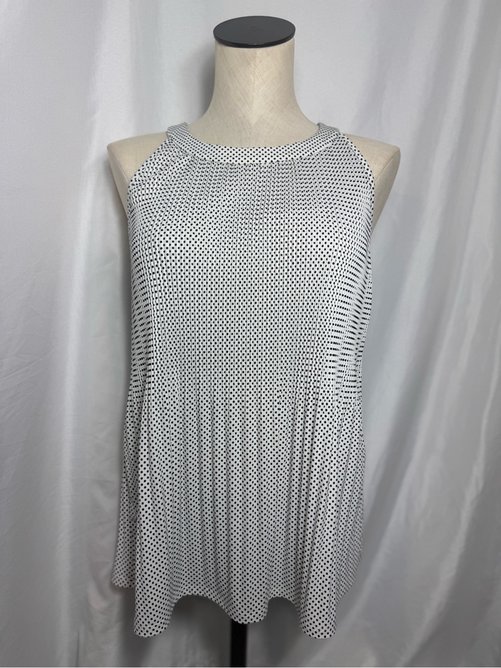 Adrianna Papell printed pleated old money halter top  Polka Dot M NWT